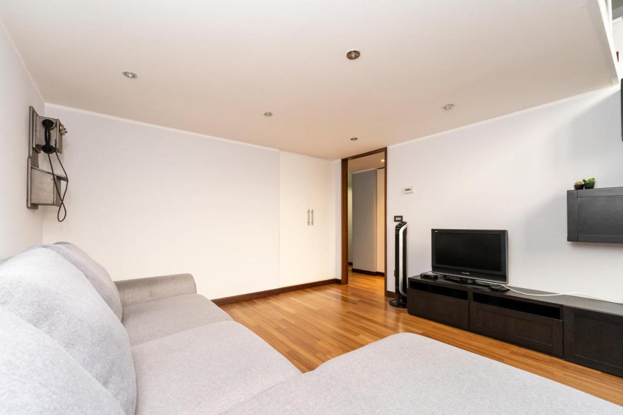 Casemi - Vincenzo 12 In Center Appartement Milaan Buitenkant foto
